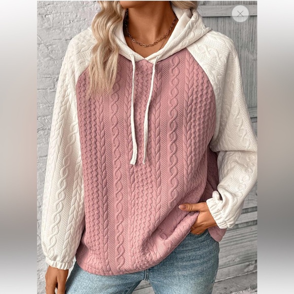 NWOT Cozy Jacquard Patchwork Pink Long Sleeve Oversized Hoodie Medium Preppy - Picture 2 of 8